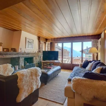 Ski-in, Chalet-style Appt - 1 Min Walk To Lift